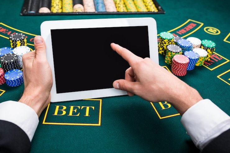 Community cards and hand ranking display on maktoto login Texas Hold'em Bonus